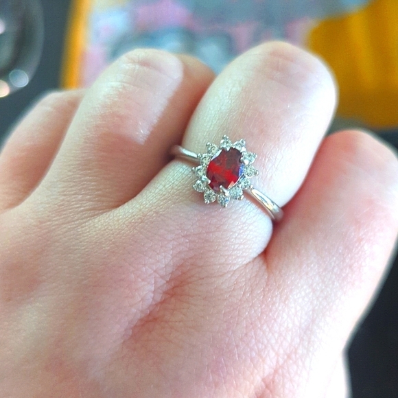 Sterling / Silver Plated Red Garnet Ruby Set -  Ring sz 8 2x earrings - Picture 2 of 6